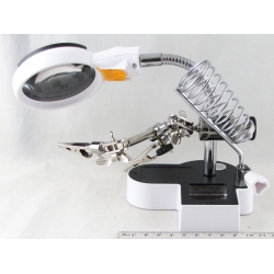 Лупа (65-4,5кратн.) на подст., 2 лампы, с зажим. №16126AC1 (шнурUSB/3AAA)