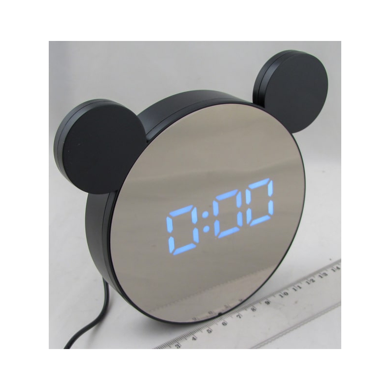 Часы-будильник электронные DS-6095 (белые цифры)