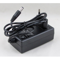 Блок питания (13,5V 1A) LP-109 штекер (5,5*2,5)