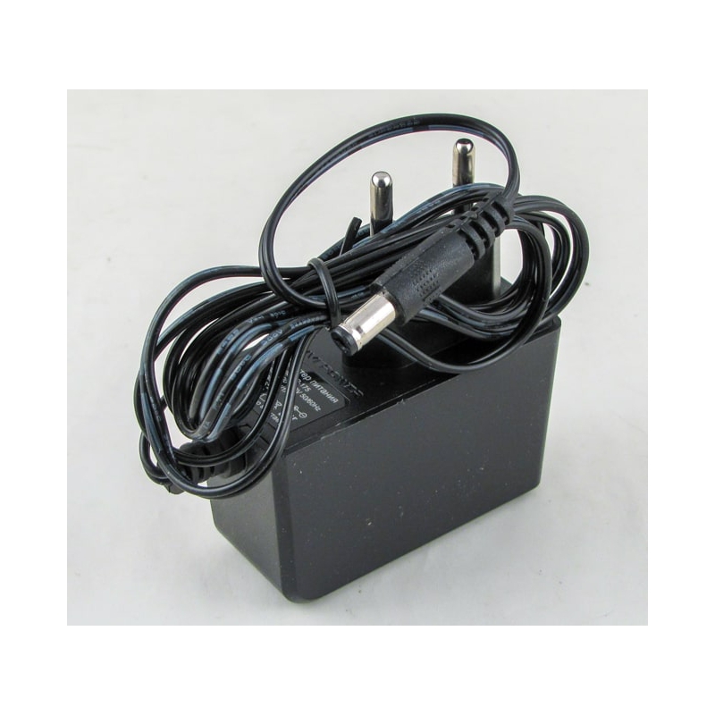 Блок питания (9V 1A) LP-175 штекер (5,5*2,1) внеш.(+) внутр.(-) кабель 1,3м