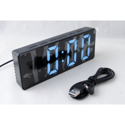 Часы-будильник электронные DS-3806 (белые цифры)