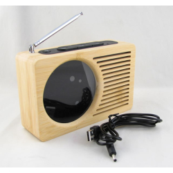 Радиоприёмник T-2602 (FM) шнур 3,5*1,35, 4AAA с часами, температурой