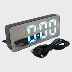 Часы-будильник электронные DS-3821L (белые цифры)