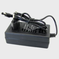 Блок питания (18-21V 2A) LP-120 толст. шт. (5,5*2,5) для литиевых сборов